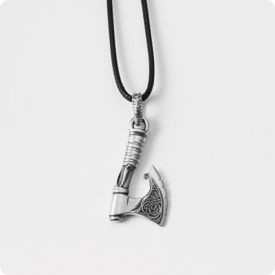 Секира Перуна из серебра Секира Перуна из серебра